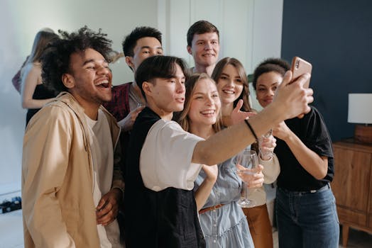 a group of friends enjoying tech-free time together